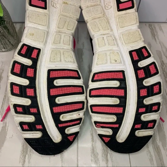 Fila Women’s Sneakers Black Pink Sz 9.5 - Picture 11 of 11